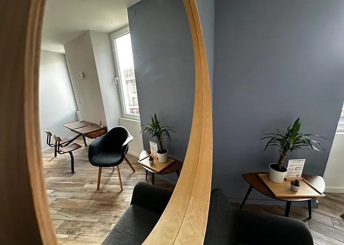 Du Faubourg Apartman Valence