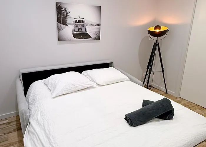 L'appart Du Faubourg 1 A 8 Personnes *